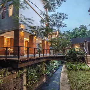 merak-village.ubudhotelsnow.com/