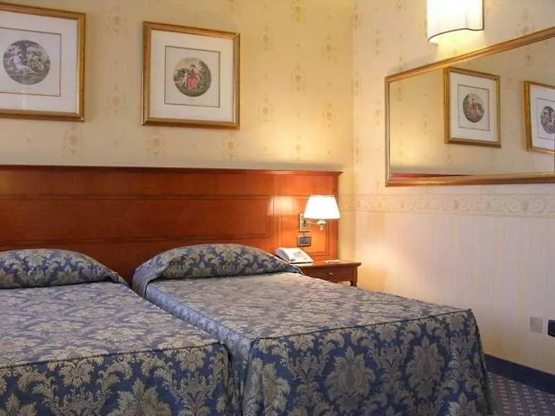 Windsor Hotel Milano 4*, Milan